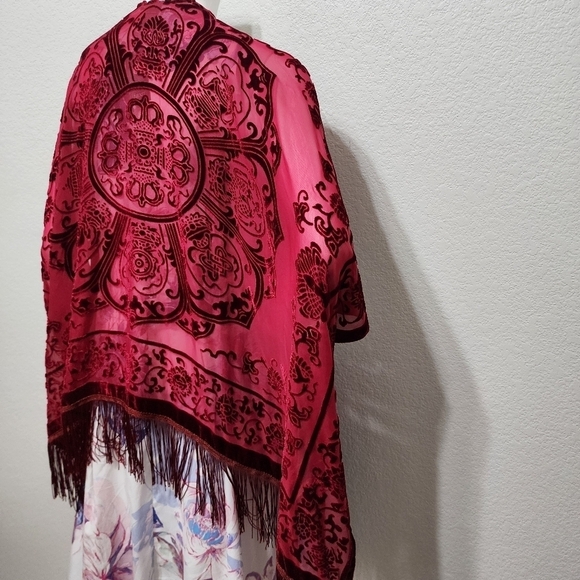 NWT Mixit Burgandy Wrap velvety Kimono One Size - Picture 5 of 7